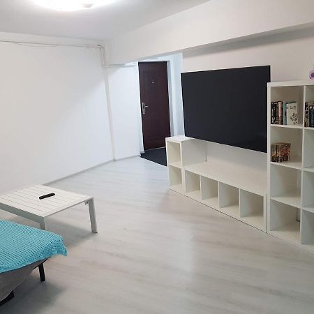 Rengo Residence Τιργκόβιστε Εξωτερικό φωτογραφία